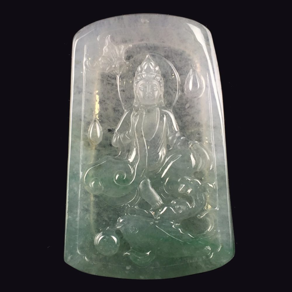 天然翡翠-騎鯉觀音像